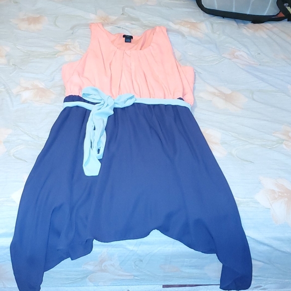 Color Block Spring Dress - Picture 2 of 7